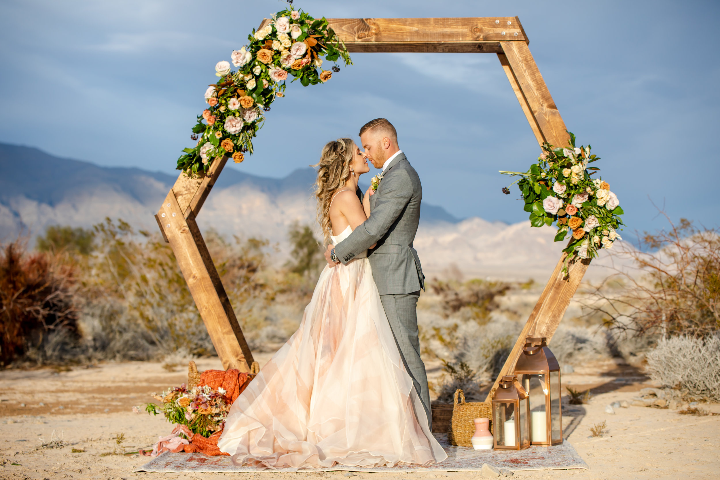Hannah-cessna-photography-cleveland-ohio-wedding-photograper-Las-Vegas-Nevada-Red-Rocks_0143.jpg
